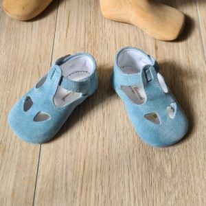 Sandalino Neonato Due buchi in Crosta Scamosciata
