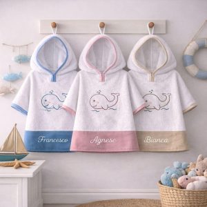Accappatoio Poncho Personalizzato ricamo Balena in 3 colori